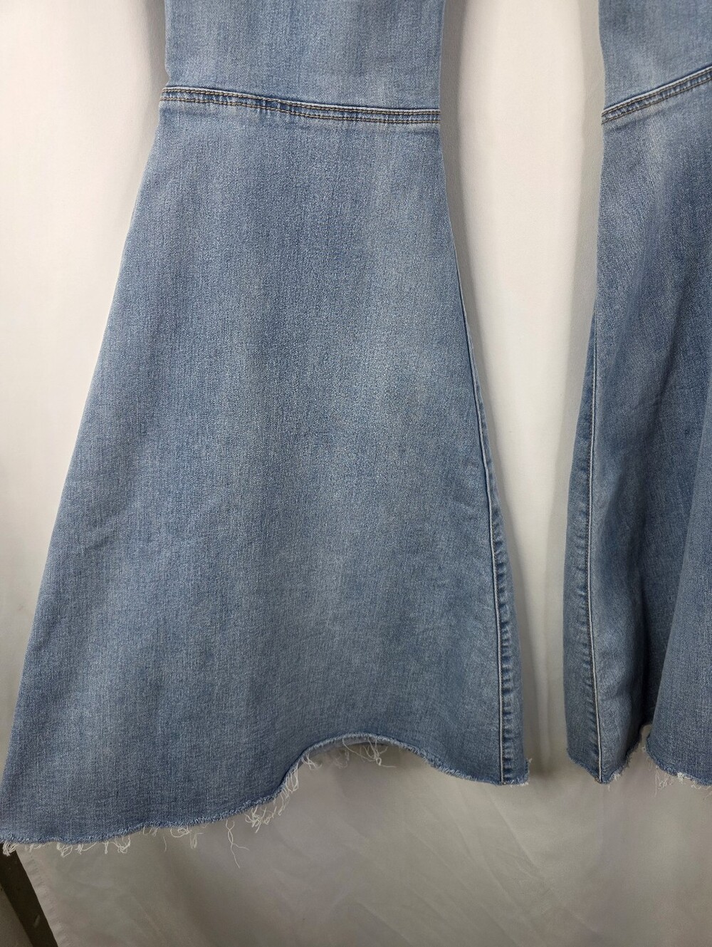 FREE PEOPLE Size 27 Just Float On Flare Jeans Bell Bottoms RAW Hem High Waist - Picture 13 of 16